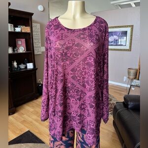 Logo Layers sheer red long sleeve tunic-size XXL